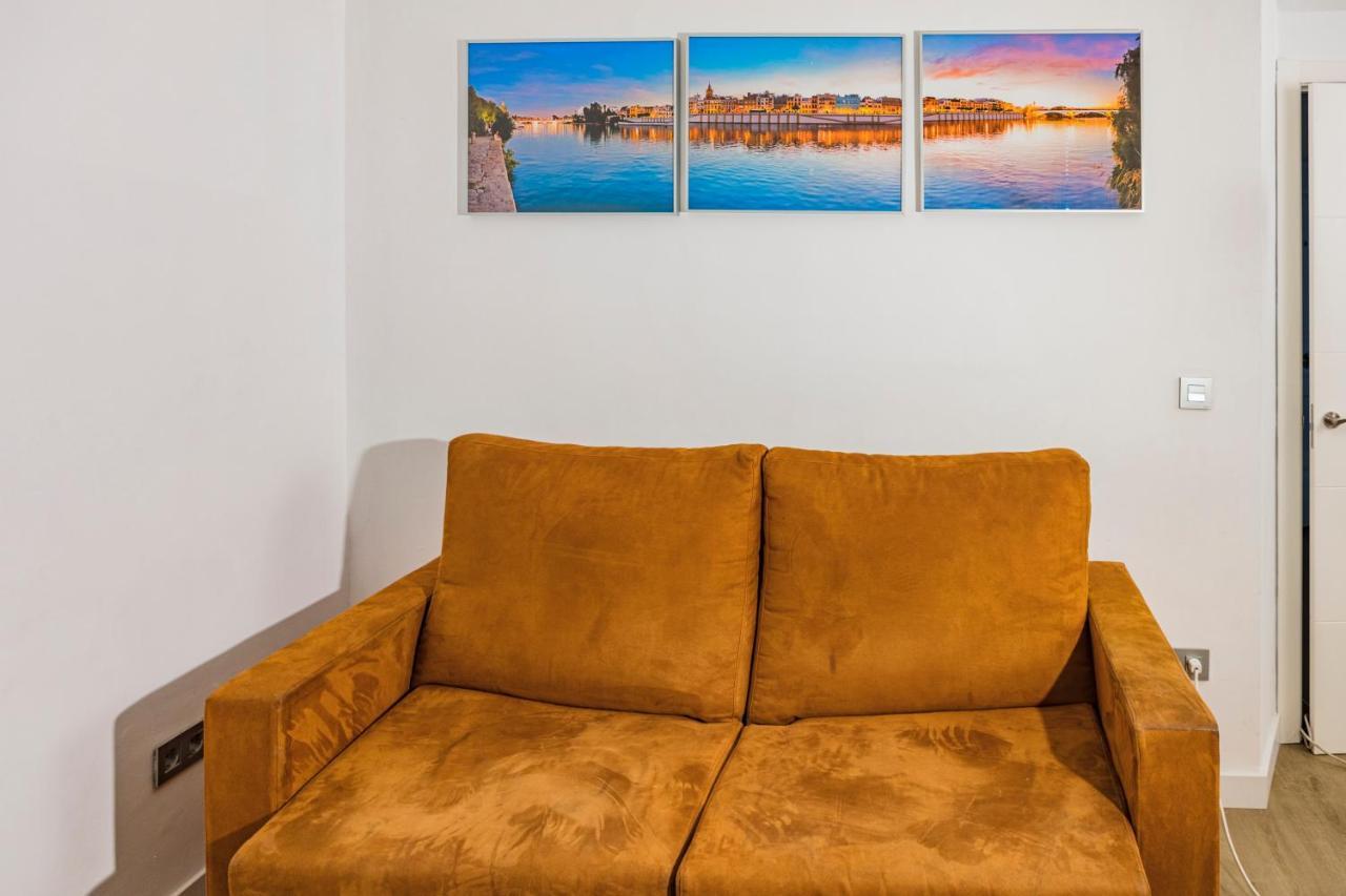 Apartment Triana Sevilla Bagian luar foto