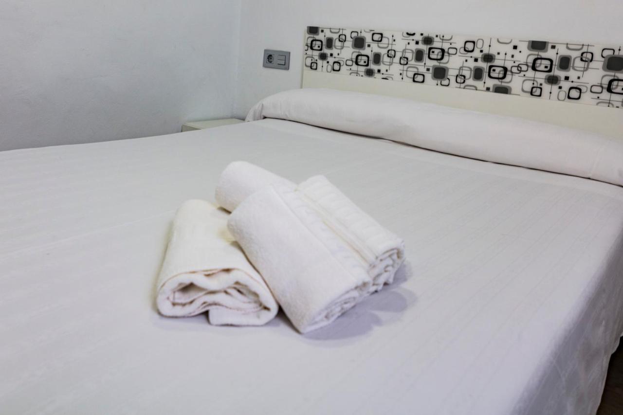Apartment Triana Sevilla Bagian luar foto