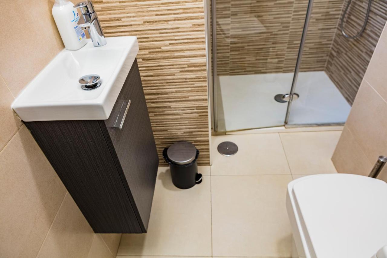 Apartment Triana Sevilla Bagian luar foto