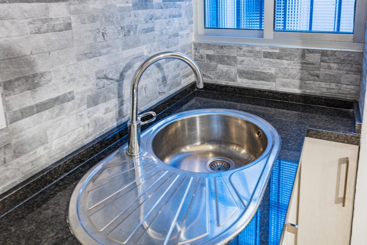 Apartment Triana Sevilla Bagian luar foto