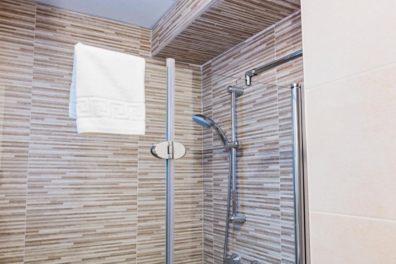 Apartment Triana Sevilla Bagian luar foto
